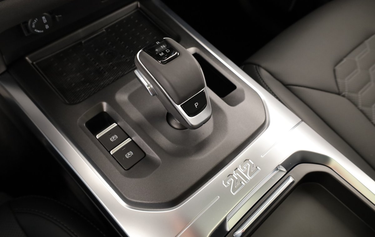 BAW 212 baw212_matt_grau_007_detail