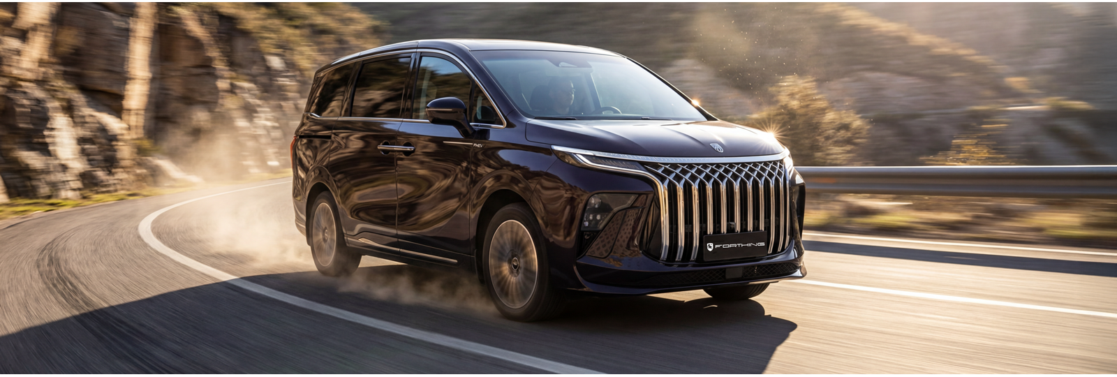 DFM Forthing 9 PHEV Landschaft