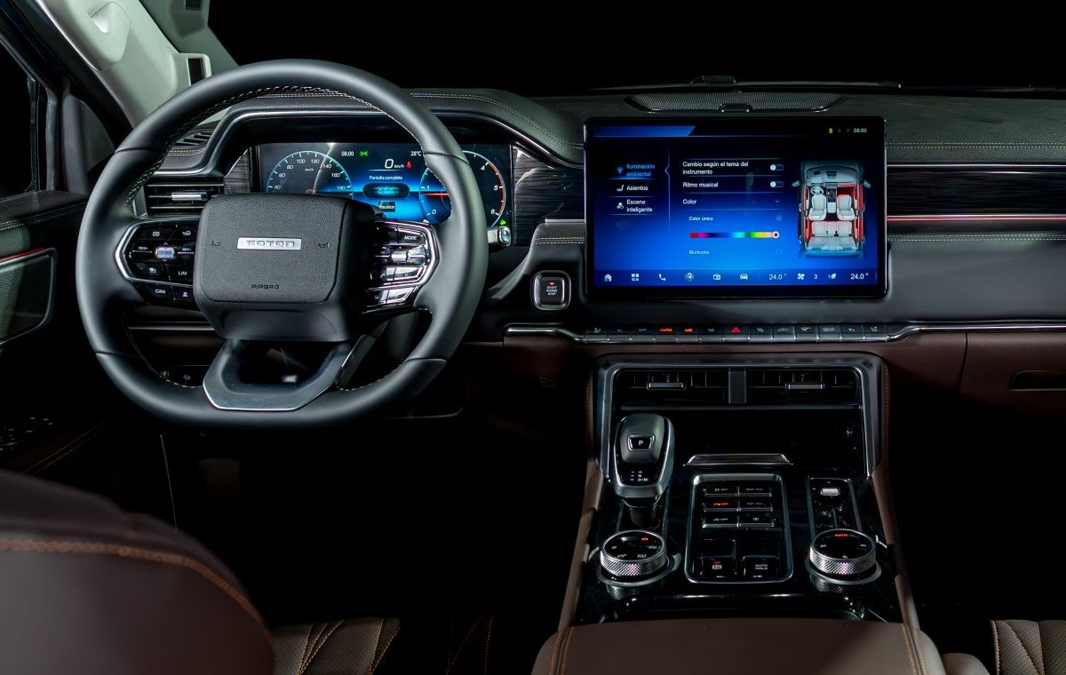 FOTON Foton 4 Foton4 Cockpit