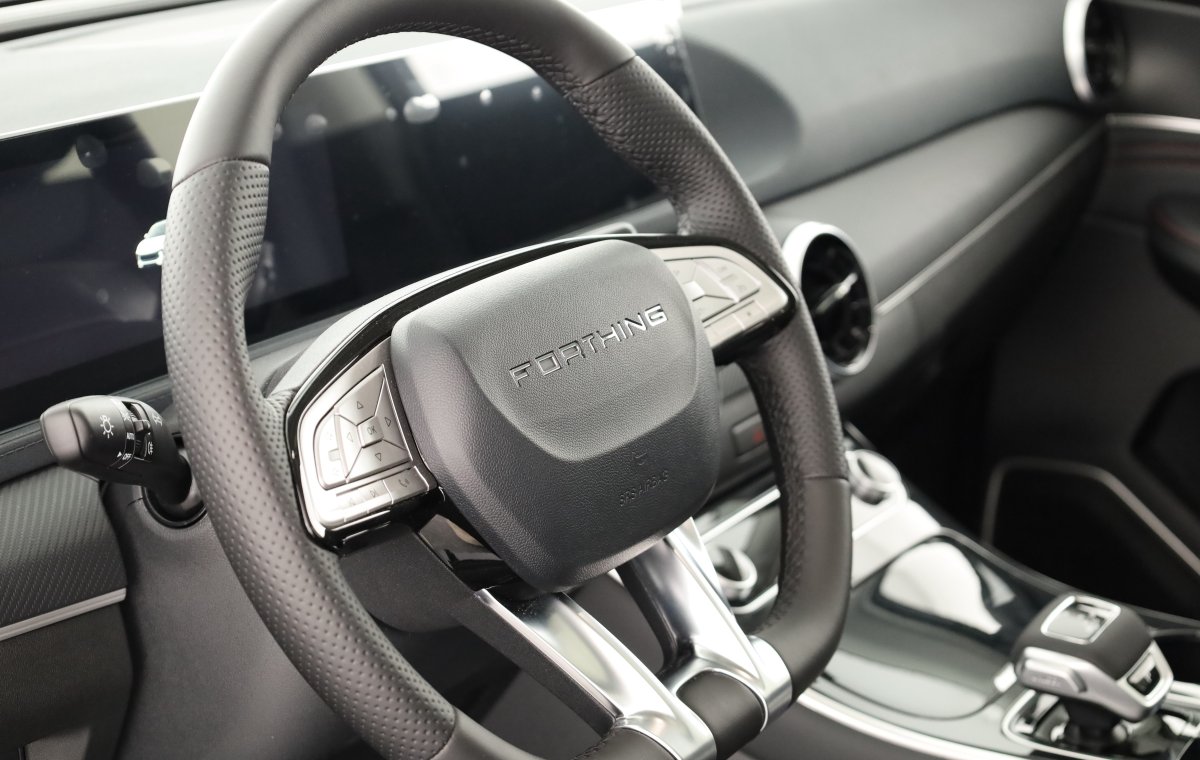 DFM Forthing 5 test_forthing_5_black_001_detail